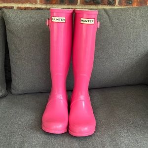 Hunter Hot pink tall rain boots